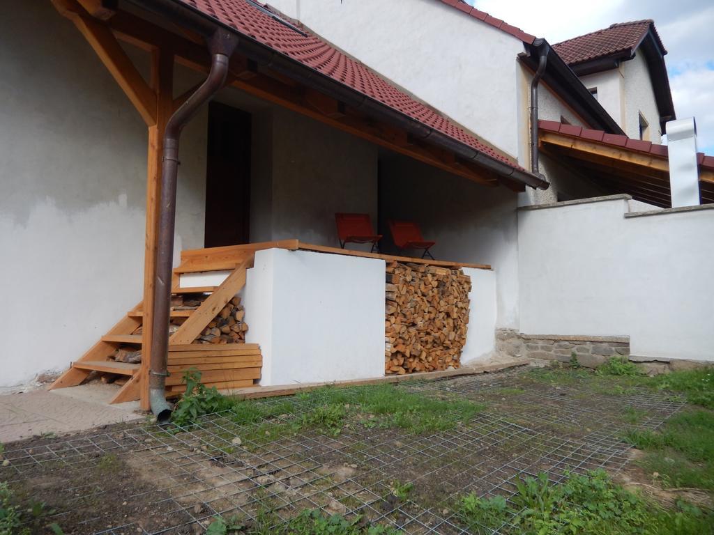 Apartment U Lochů Knovicky Exteriör bild